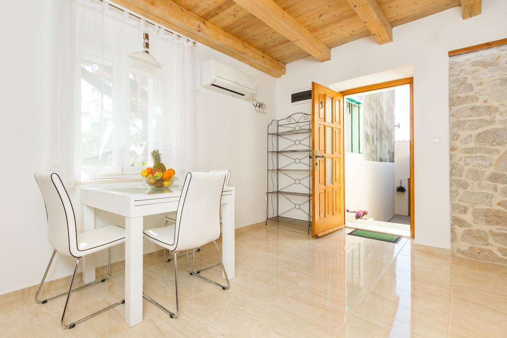 Apartments Vica Sibenik Bilik gambar