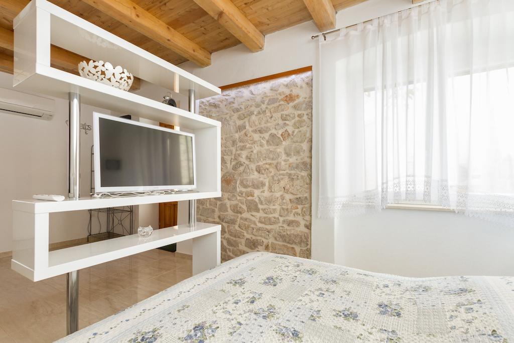 Apartments Vica Sibenik Bilik gambar