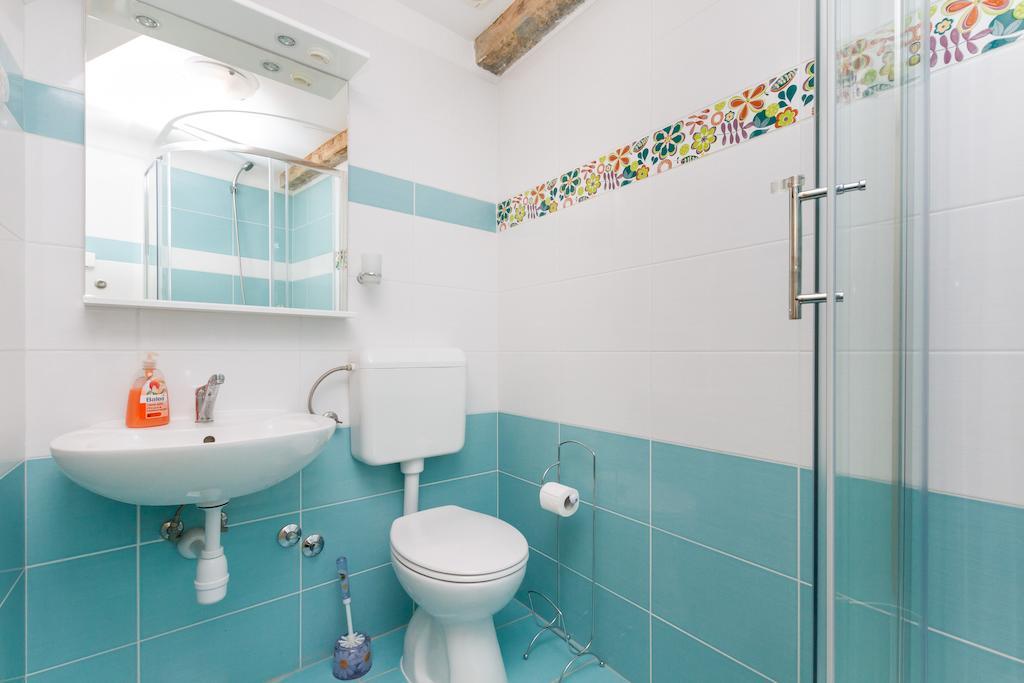 Apartments Vica Sibenik Bilik gambar
